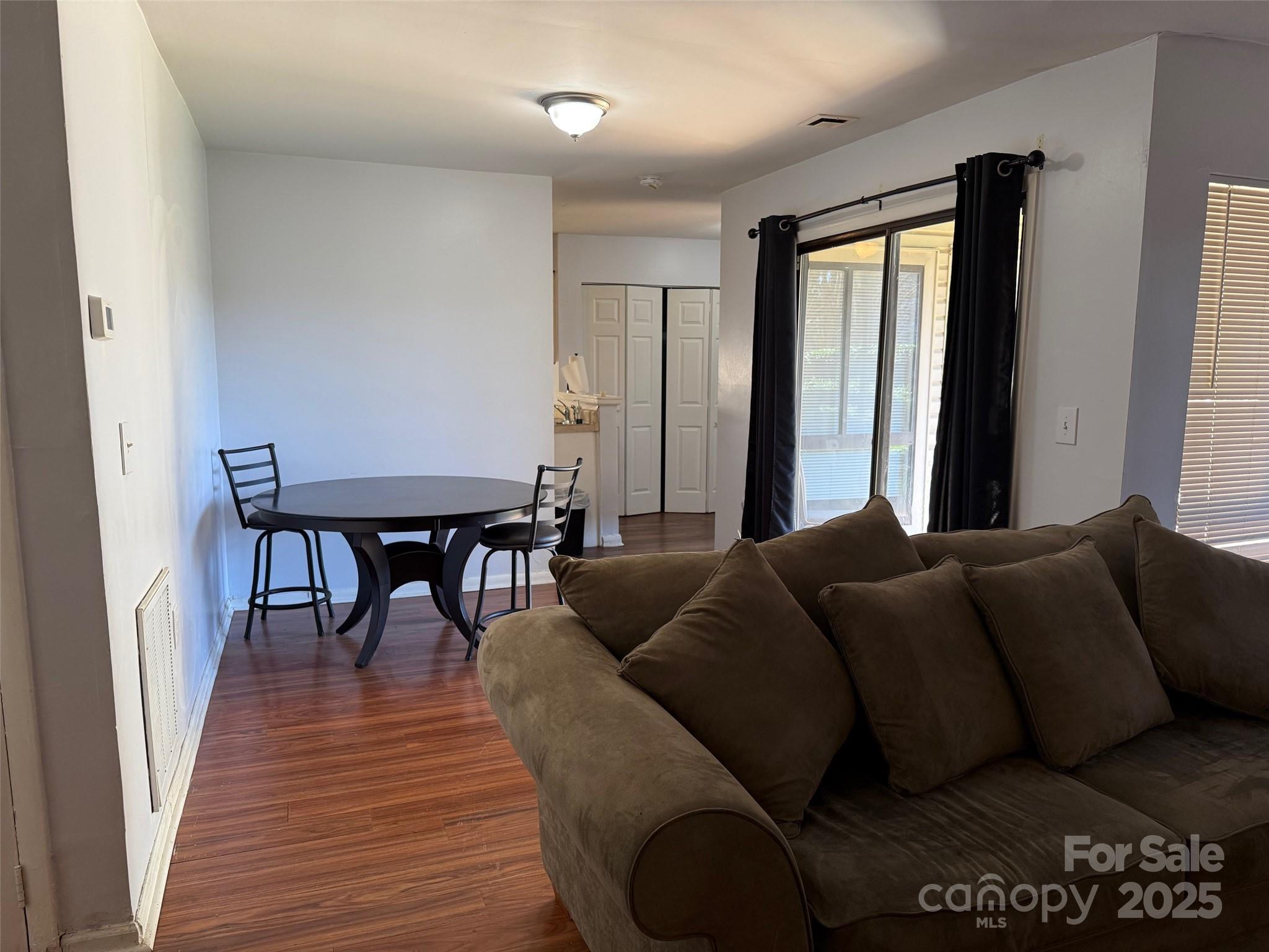 4823 Spring Lake Drive Charlotte NC 28212