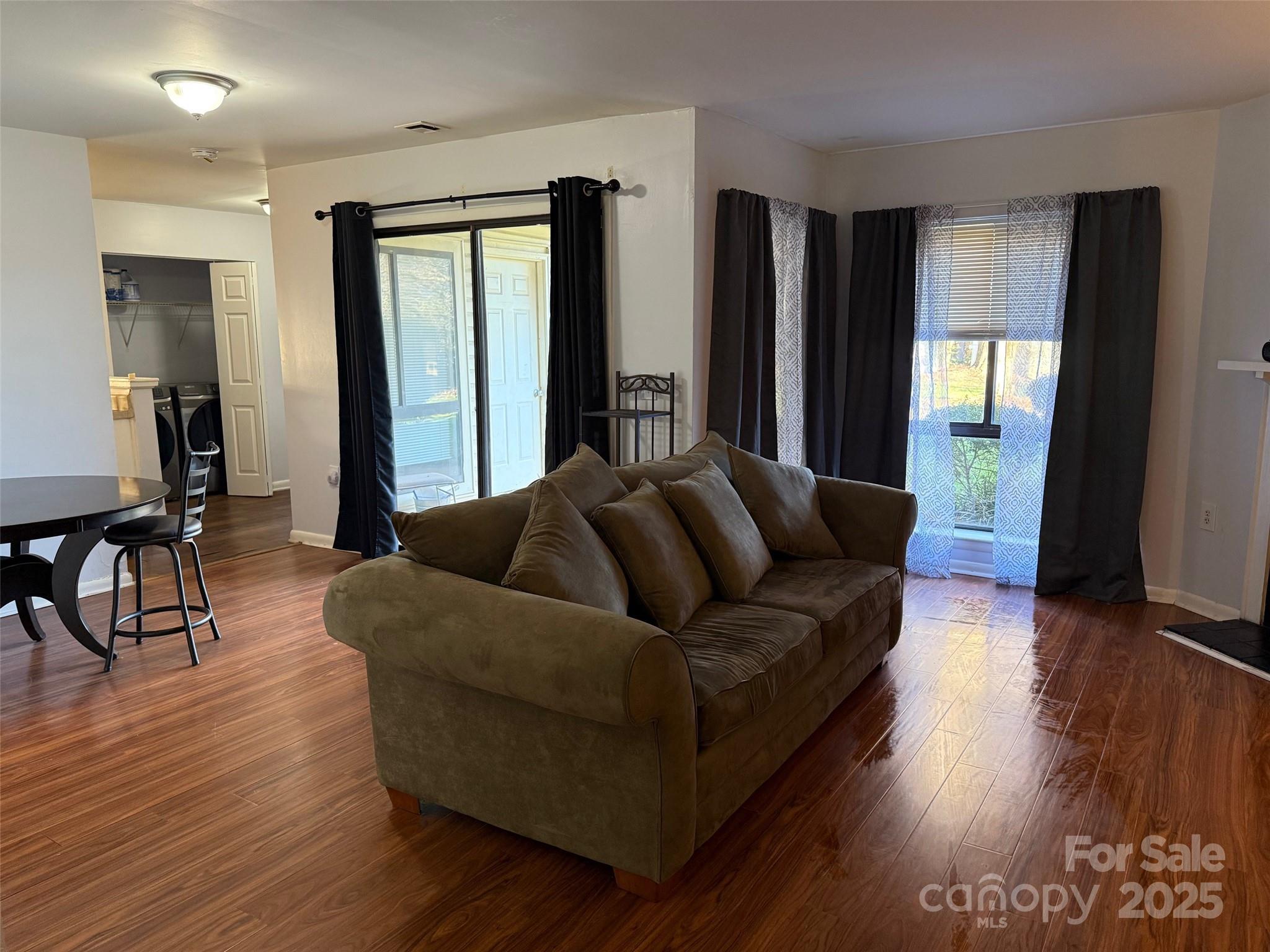 4823 Spring Lake Drive Charlotte NC 28212