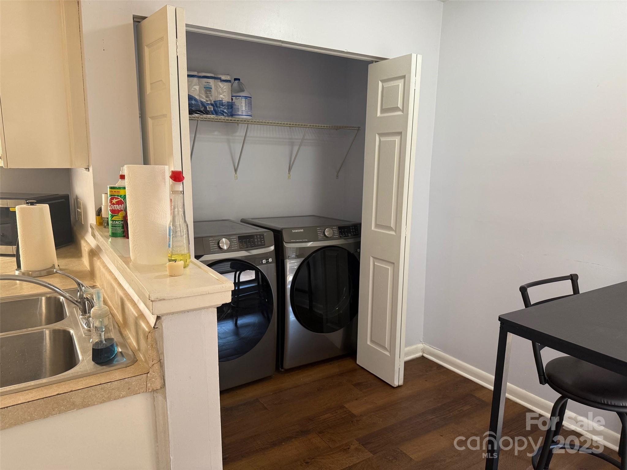 4823 Spring Lake Drive Charlotte NC 28212