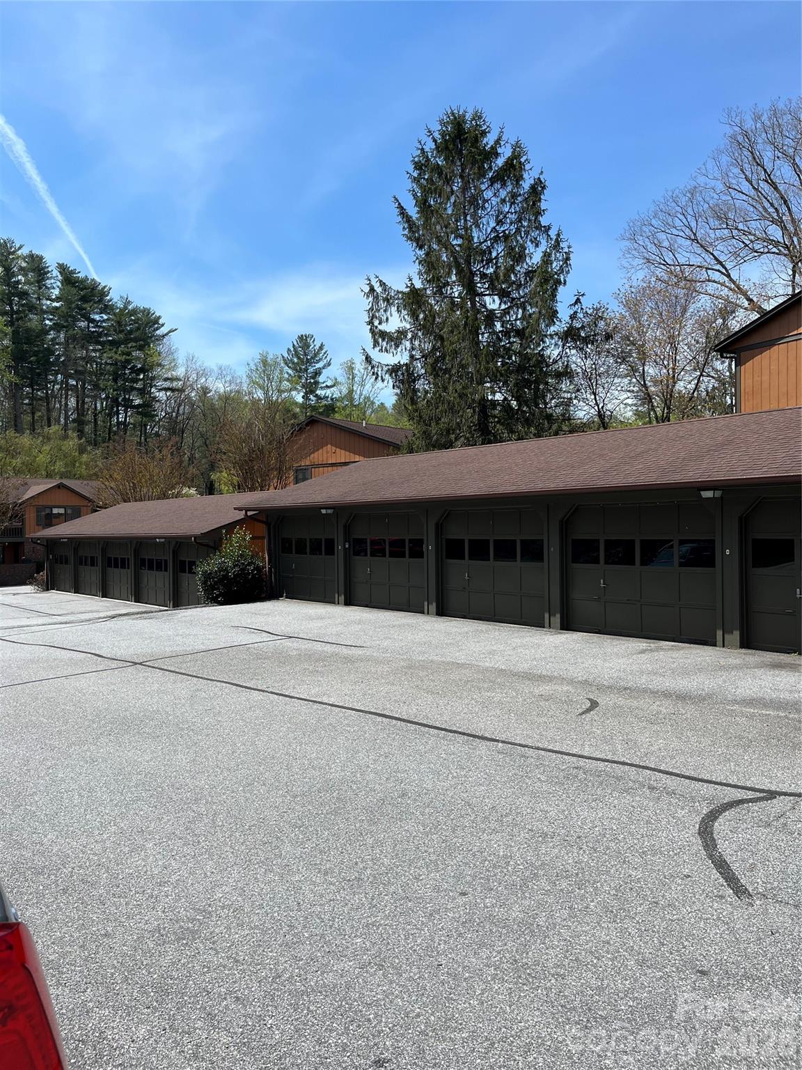 1763 Haywood Manor Road Hendersonville NC 28791