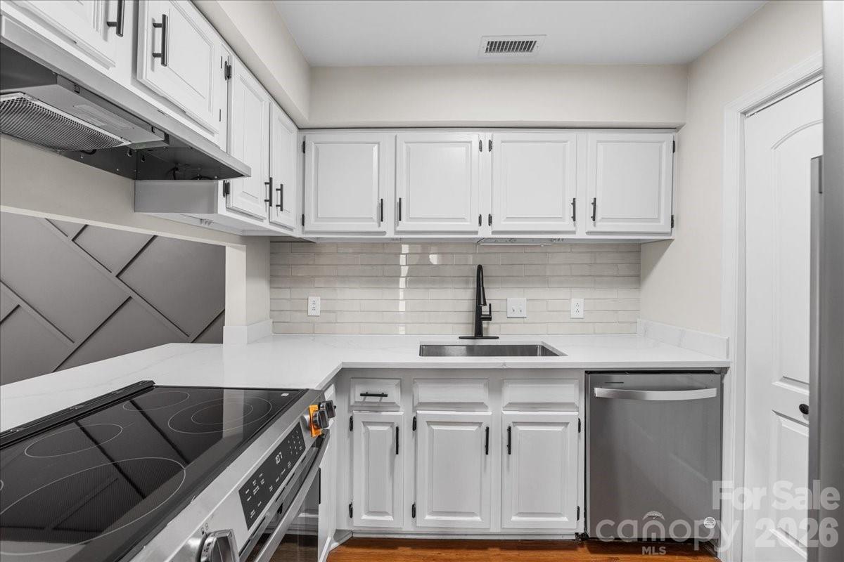 1612 Sharon Road W Charlotte NC 28210