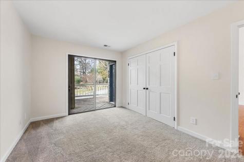 1612 Sharon Road W Charlotte NC 28210