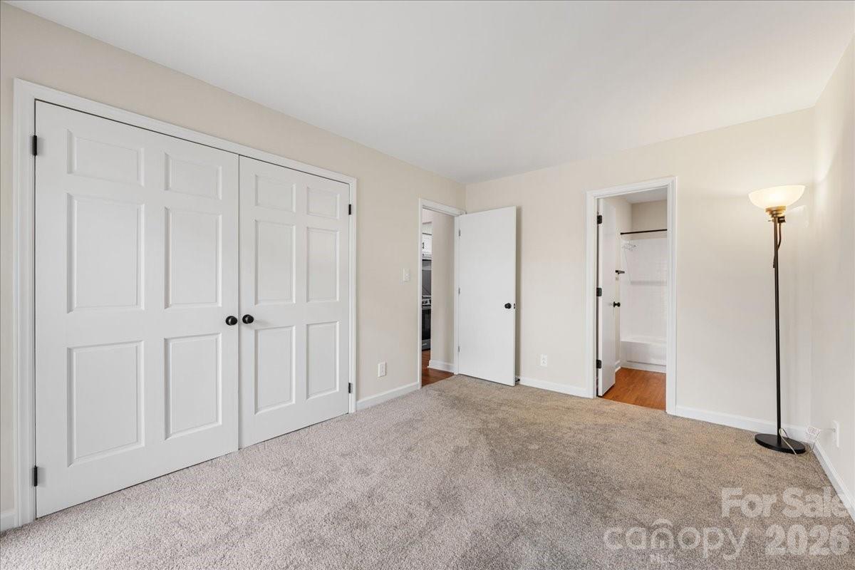 1612 Sharon Road W Charlotte NC 28210