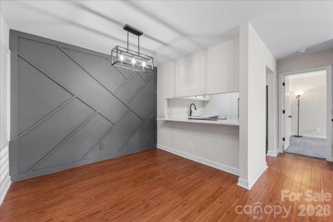1612 Sharon Road W Charlotte NC 28210