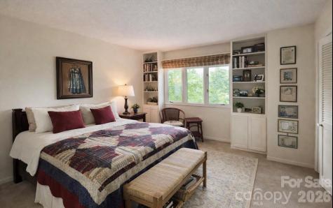 2902 Timber Trail Asheville NC 28804