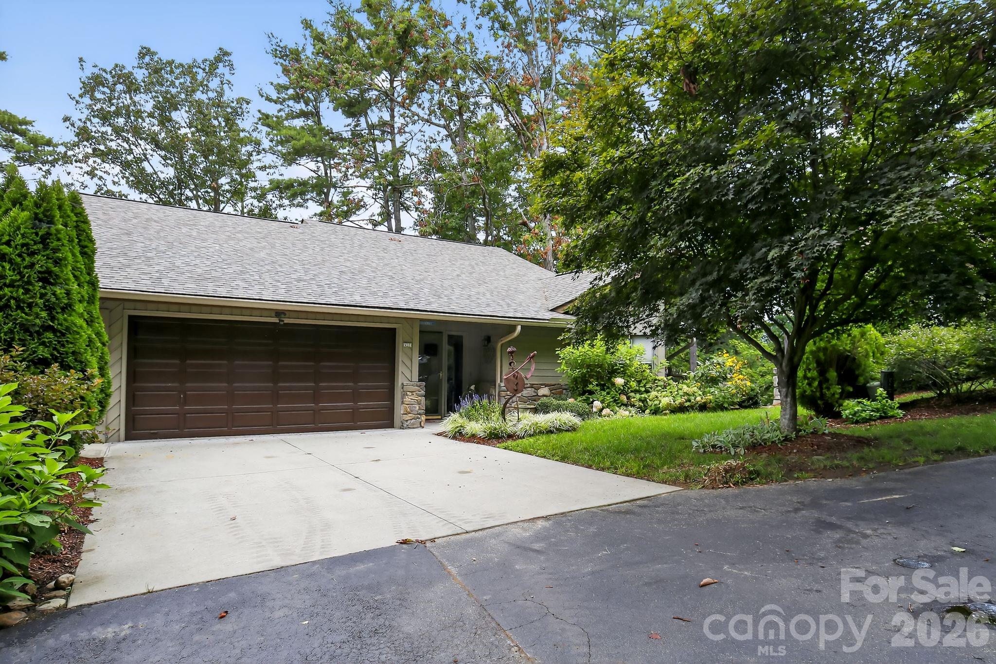2902 Timber Trail Asheville NC 28804