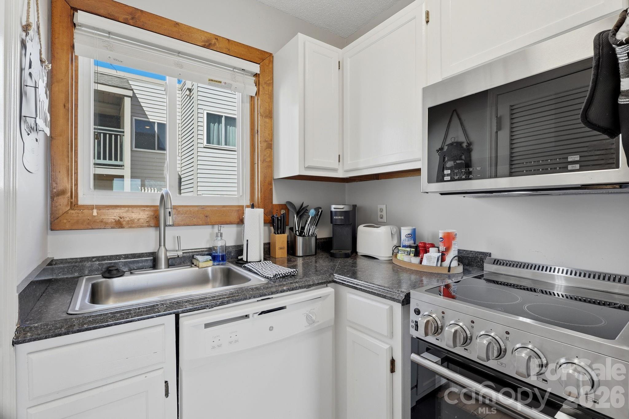 301 Pinnacle Inn Road Beech Mountain NC 28604
