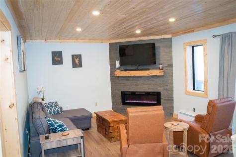 104 Sugar Ski Drive Banner Elk NC 28604
