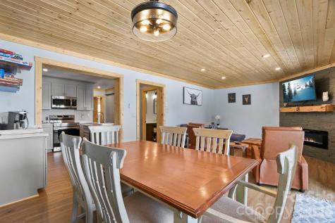 104 Sugar Ski Drive Banner Elk NC 28604