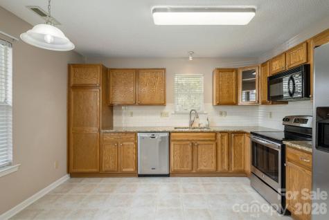 501 Fox Den Court Hendersonville NC 28792