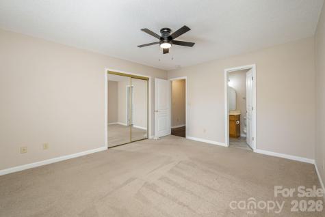 501 Fox Den Court Hendersonville NC 28792
