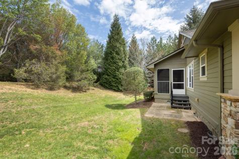 501 Fox Den Court Hendersonville NC 28792