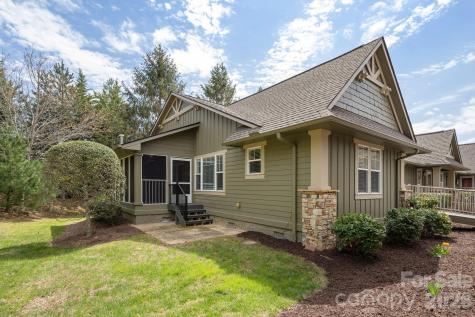 501 Fox Den Court Hendersonville NC 28792