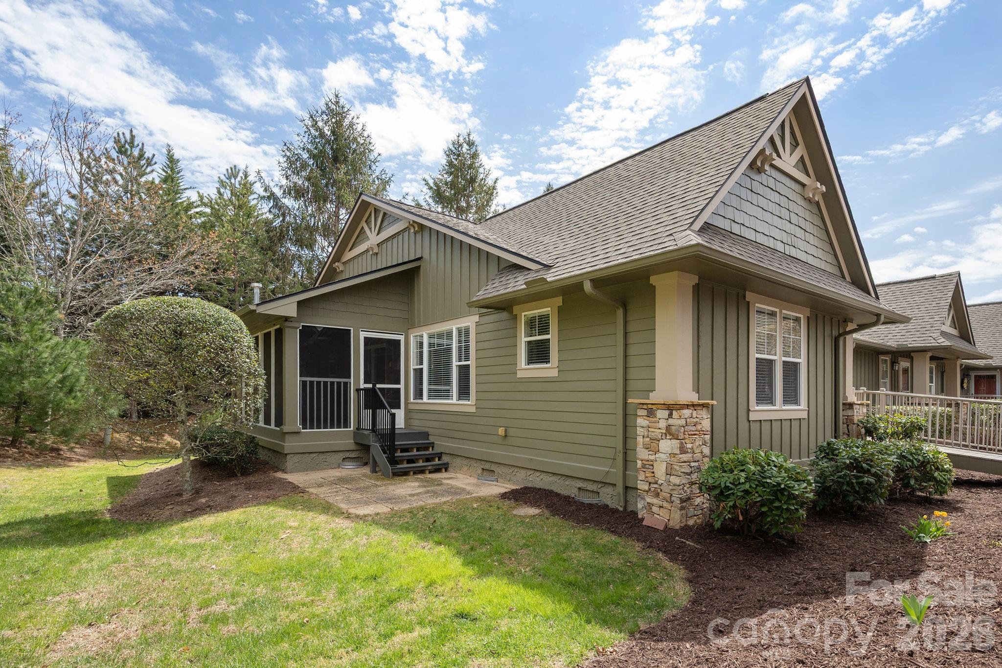 501 Fox Den Court Hendersonville NC 28792