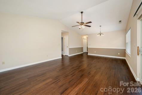 501 Fox Den Court Hendersonville NC 28792