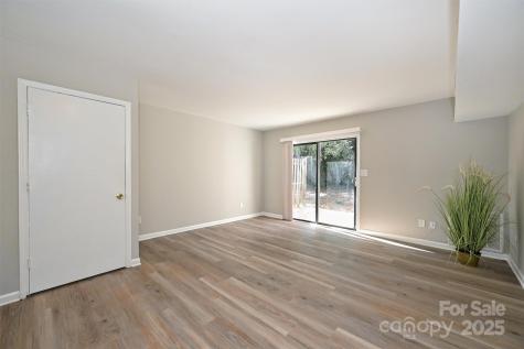 951 Hollywood Street Charlotte NC 28211