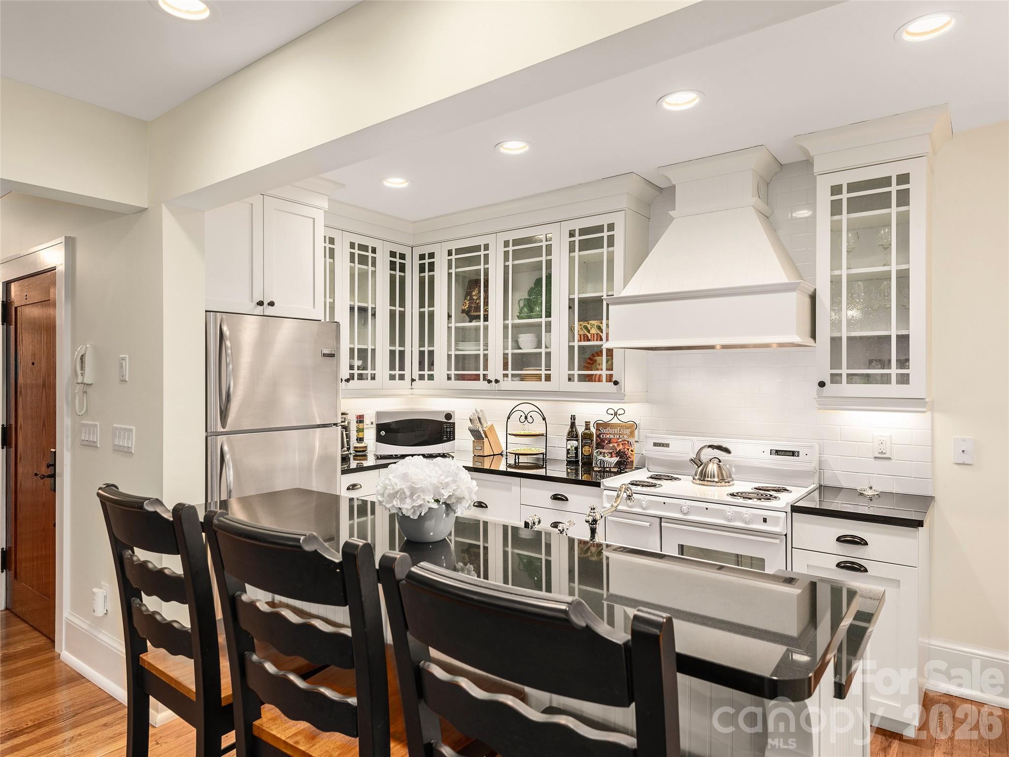 203 6th Avenue W Hendersonville NC 28739