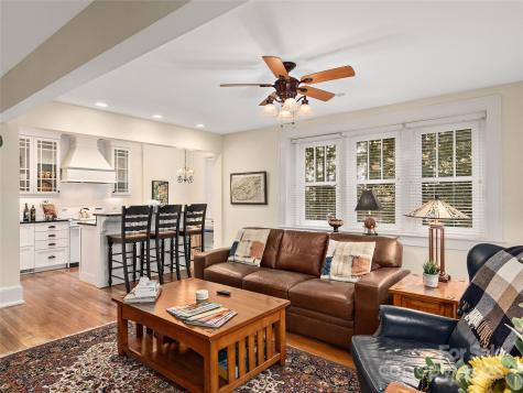 203 6th Avenue W Hendersonville NC 28739