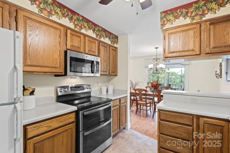 320 Dawnbrook Drive Flat Rock NC 28731