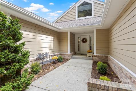 320 Dawnbrook Drive Flat Rock NC 28731