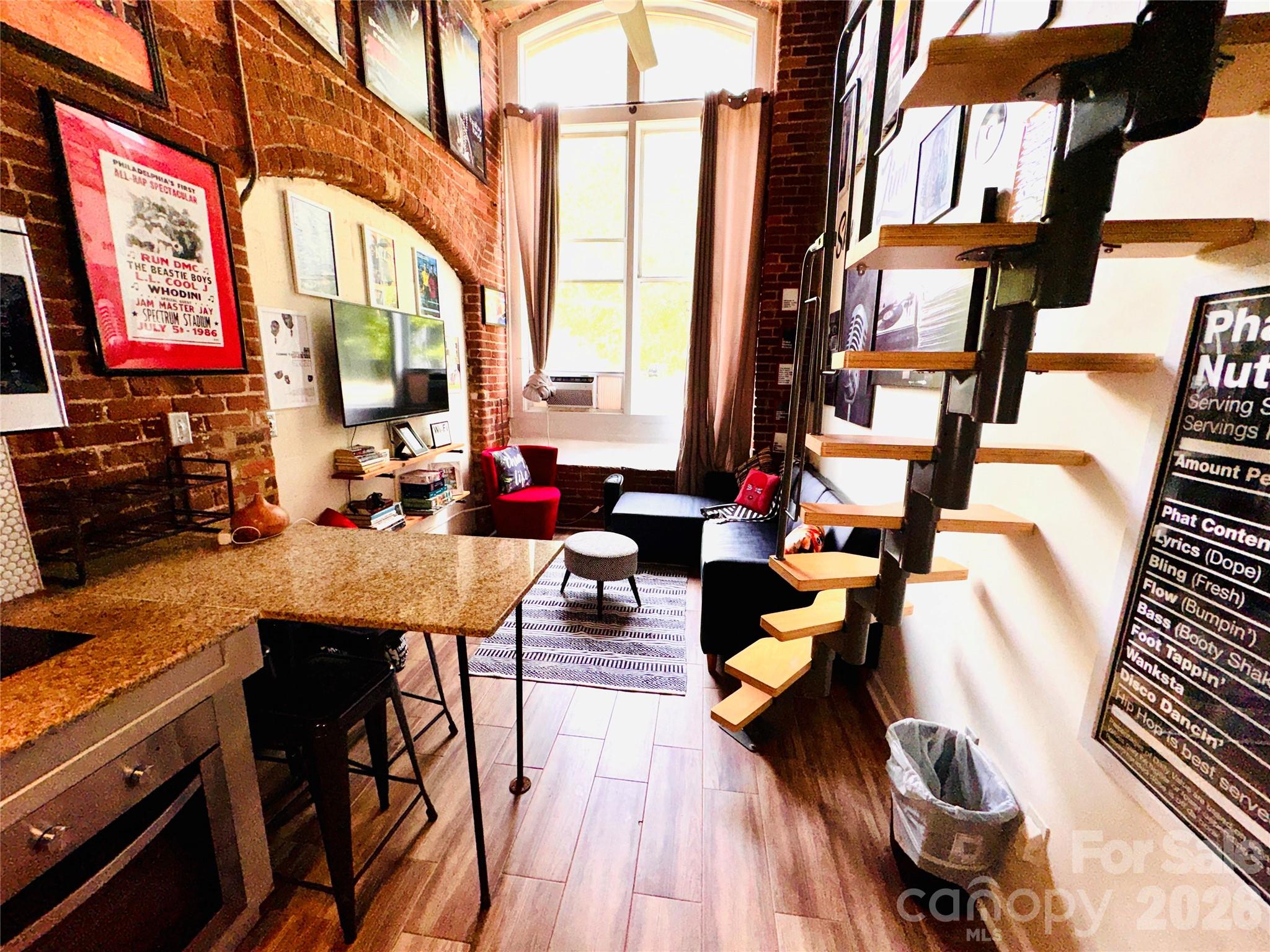 201 S Hoskins Road Charlotte NC 28208