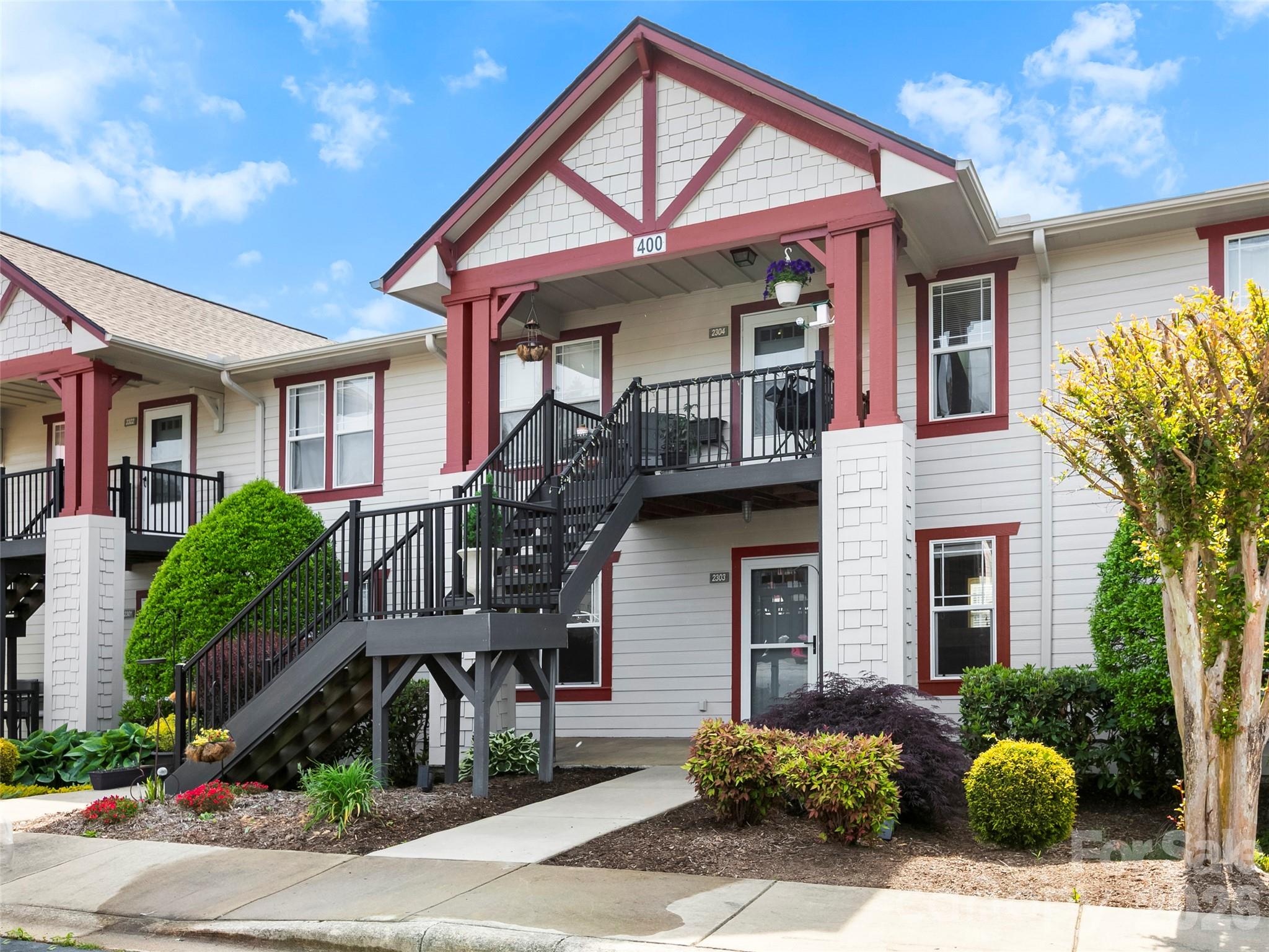 2303 Deermouse Way Hendersonville NC 28792