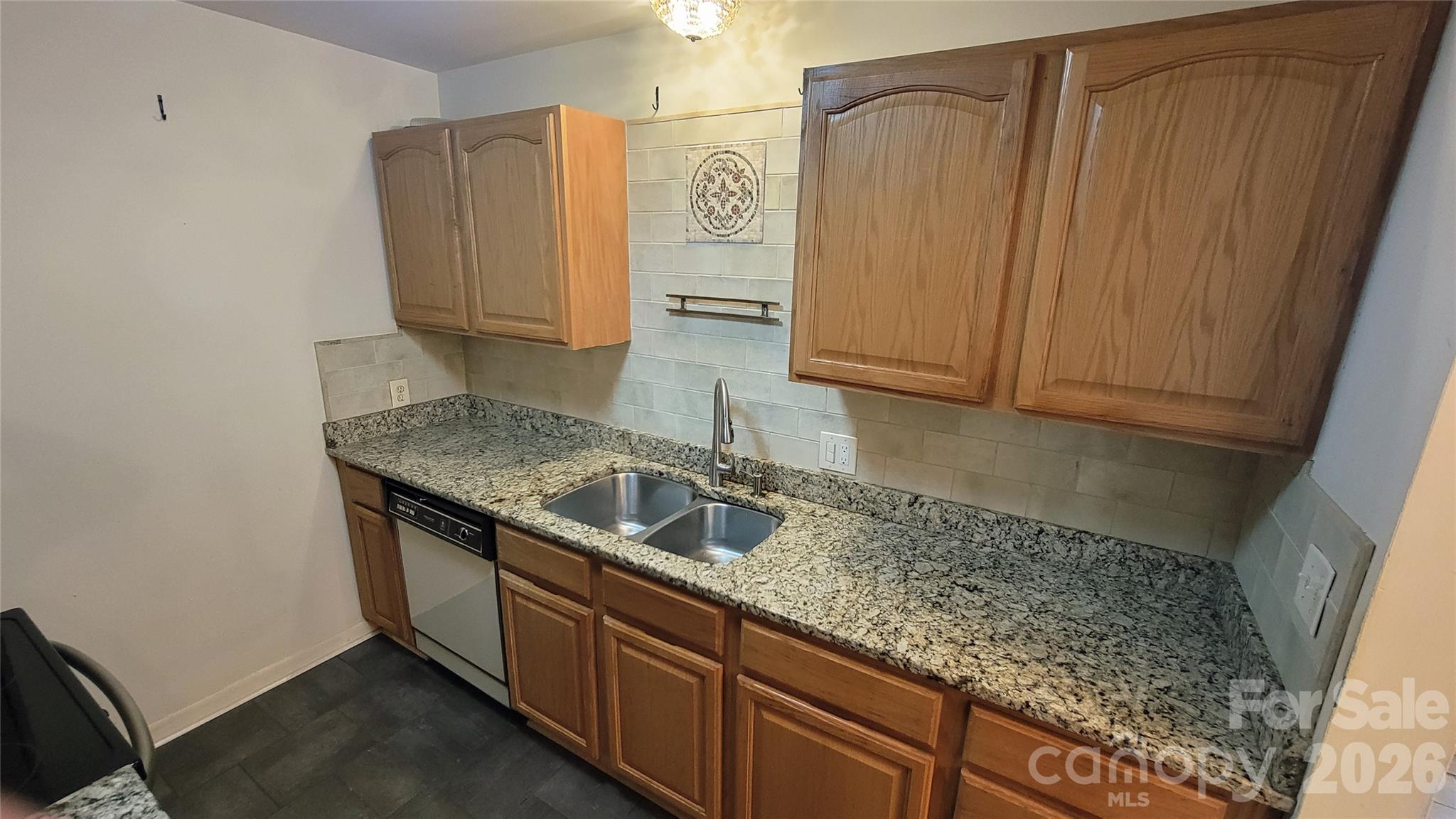1323 Queens Road Charlotte NC 28207