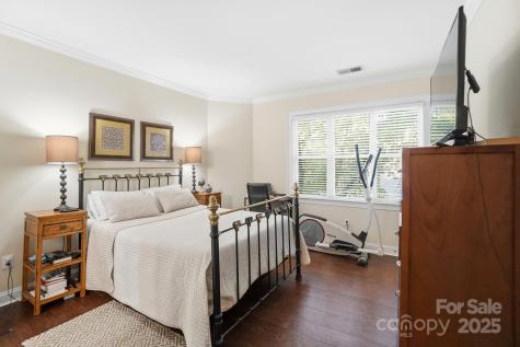 5617 Fairview Road Charlotte NC 28209