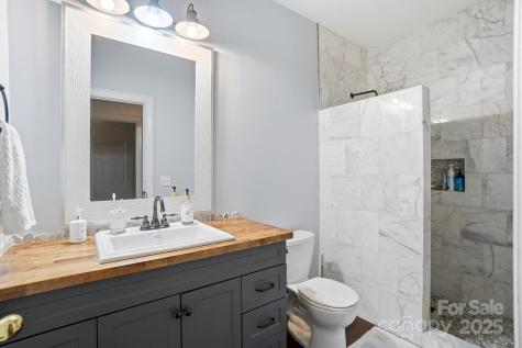 5617 Fairview Road Charlotte NC 28209