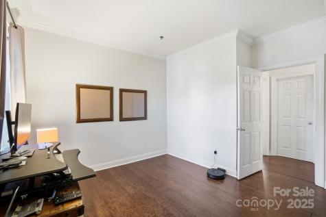 5617 Fairview Road Charlotte NC 28209