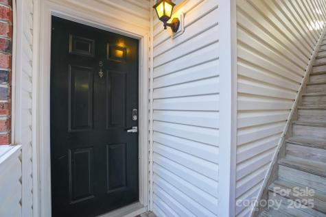 5617 Fairview Road Charlotte NC 28209