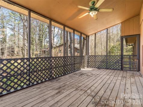86 View De Lake Drive Etowah NC 28729