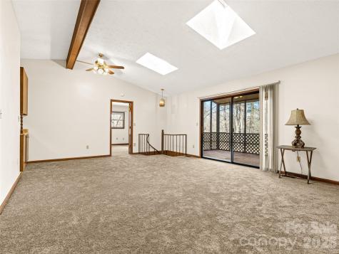 86 View De Lake Drive Etowah NC 28729