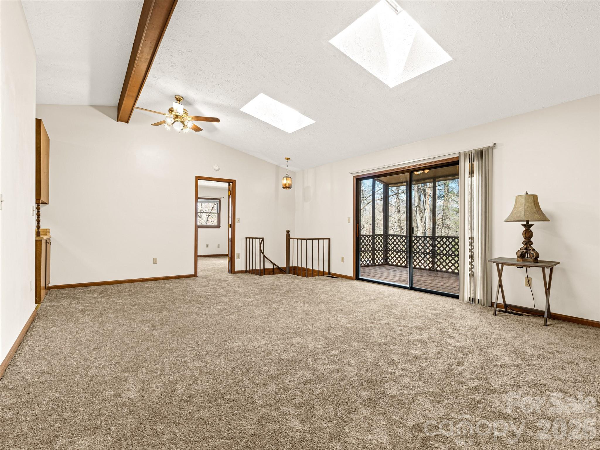 86 View De Lake Drive Etowah NC 28729