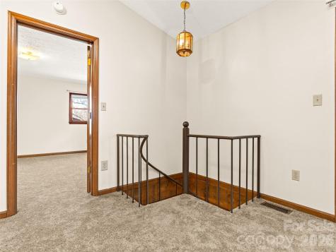 86 View De Lake Drive Etowah NC 28729