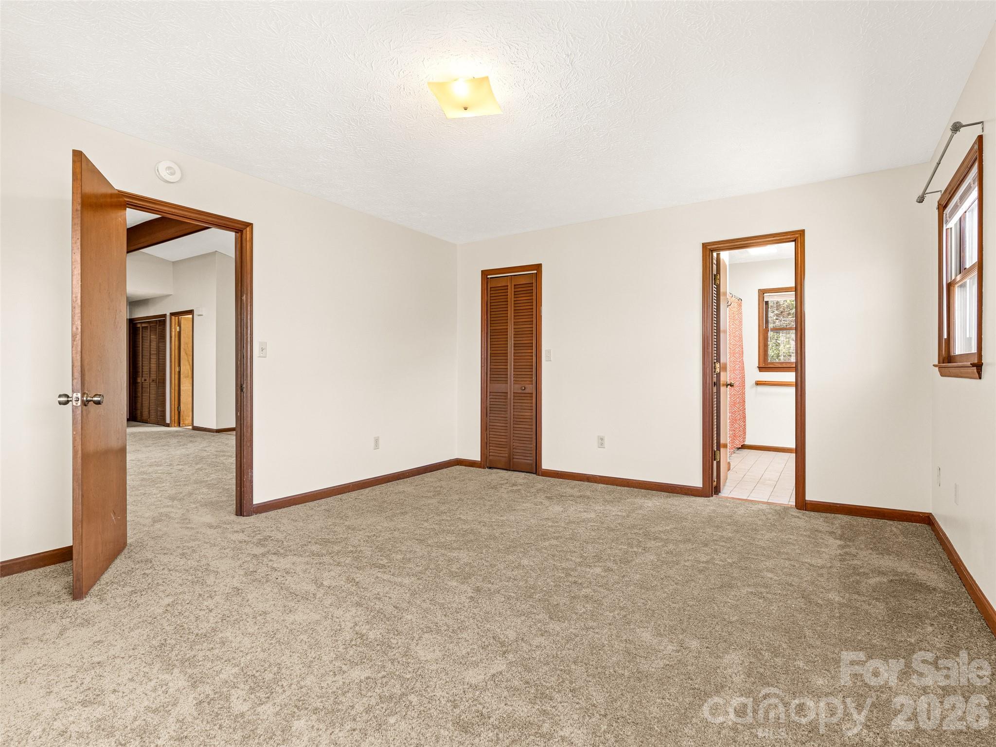 86 View De Lake Drive Etowah NC 28729