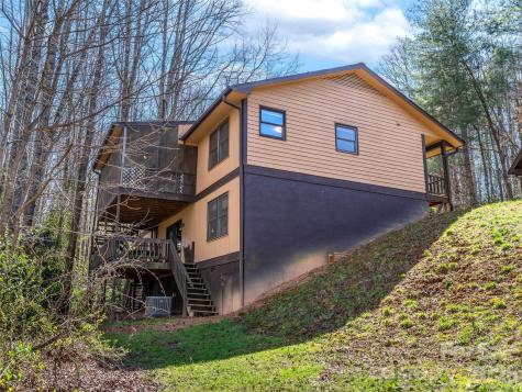 86 View De Lake Drive Etowah NC 28729