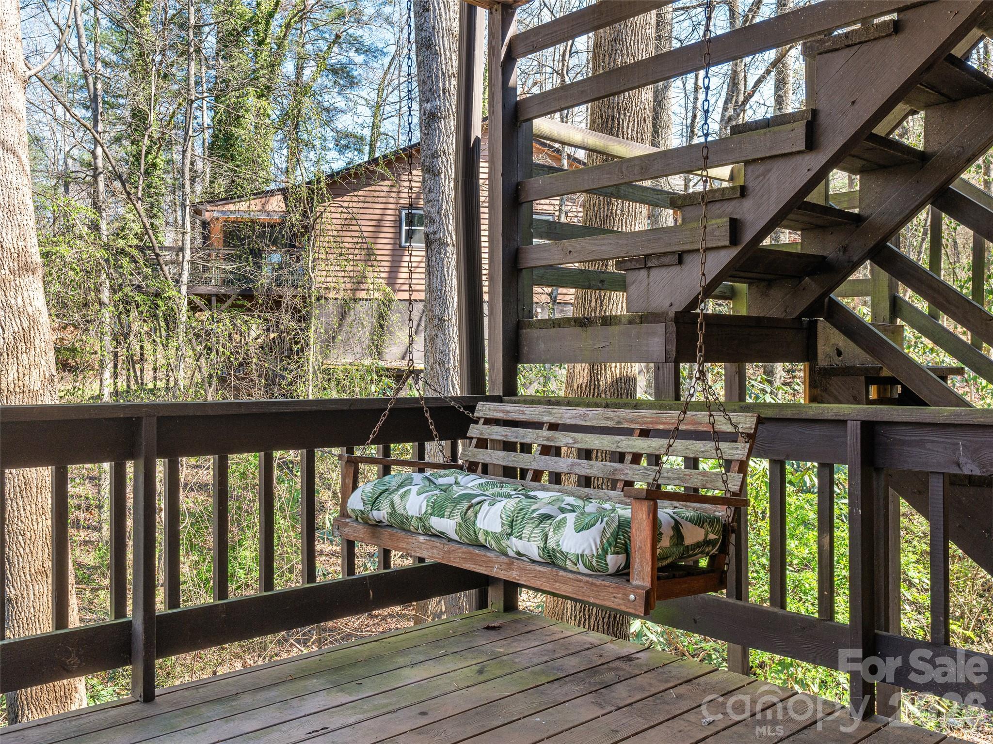 86 View De Lake Drive Etowah NC 28729