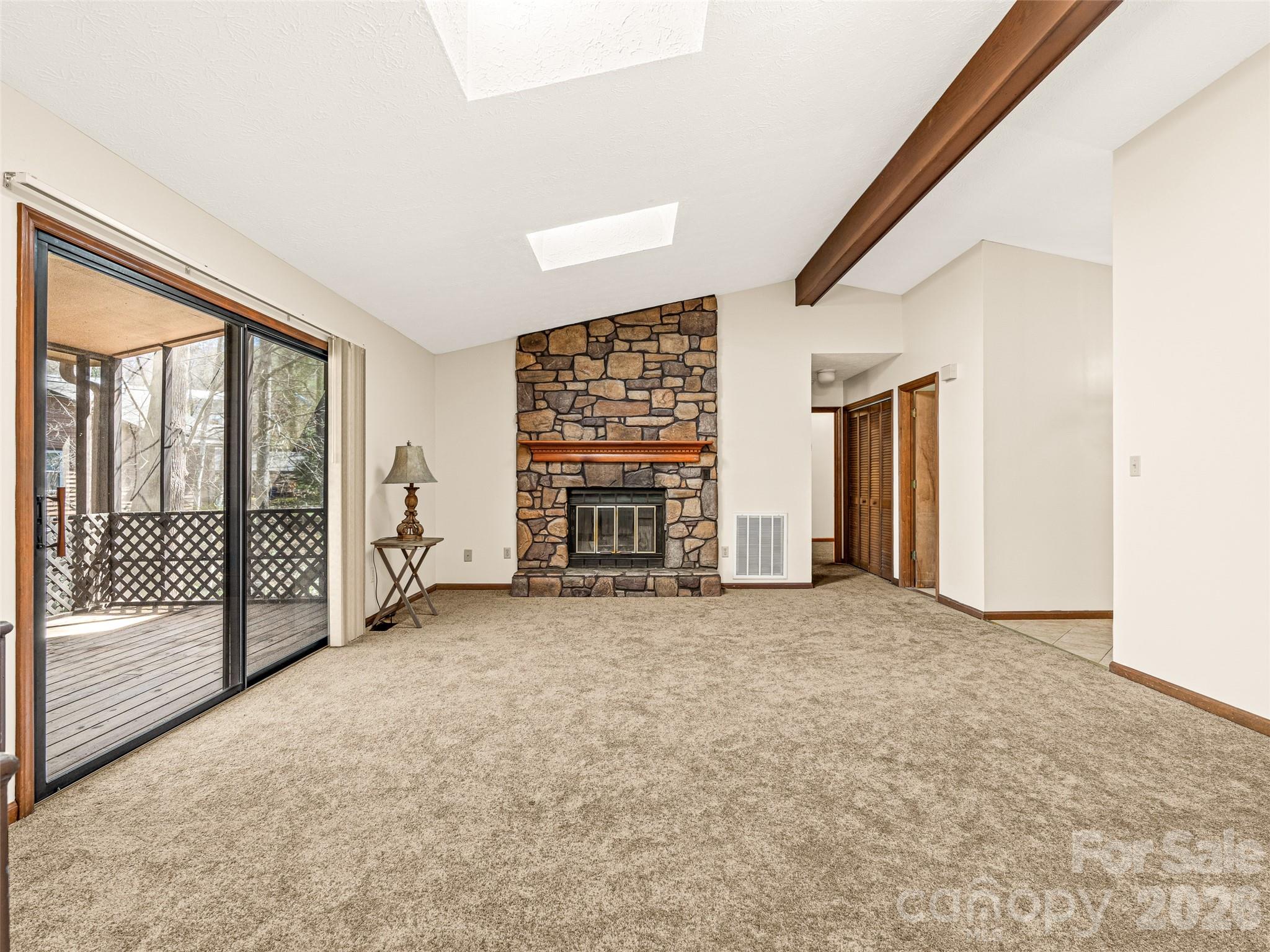 86 View De Lake Drive Etowah NC 28729