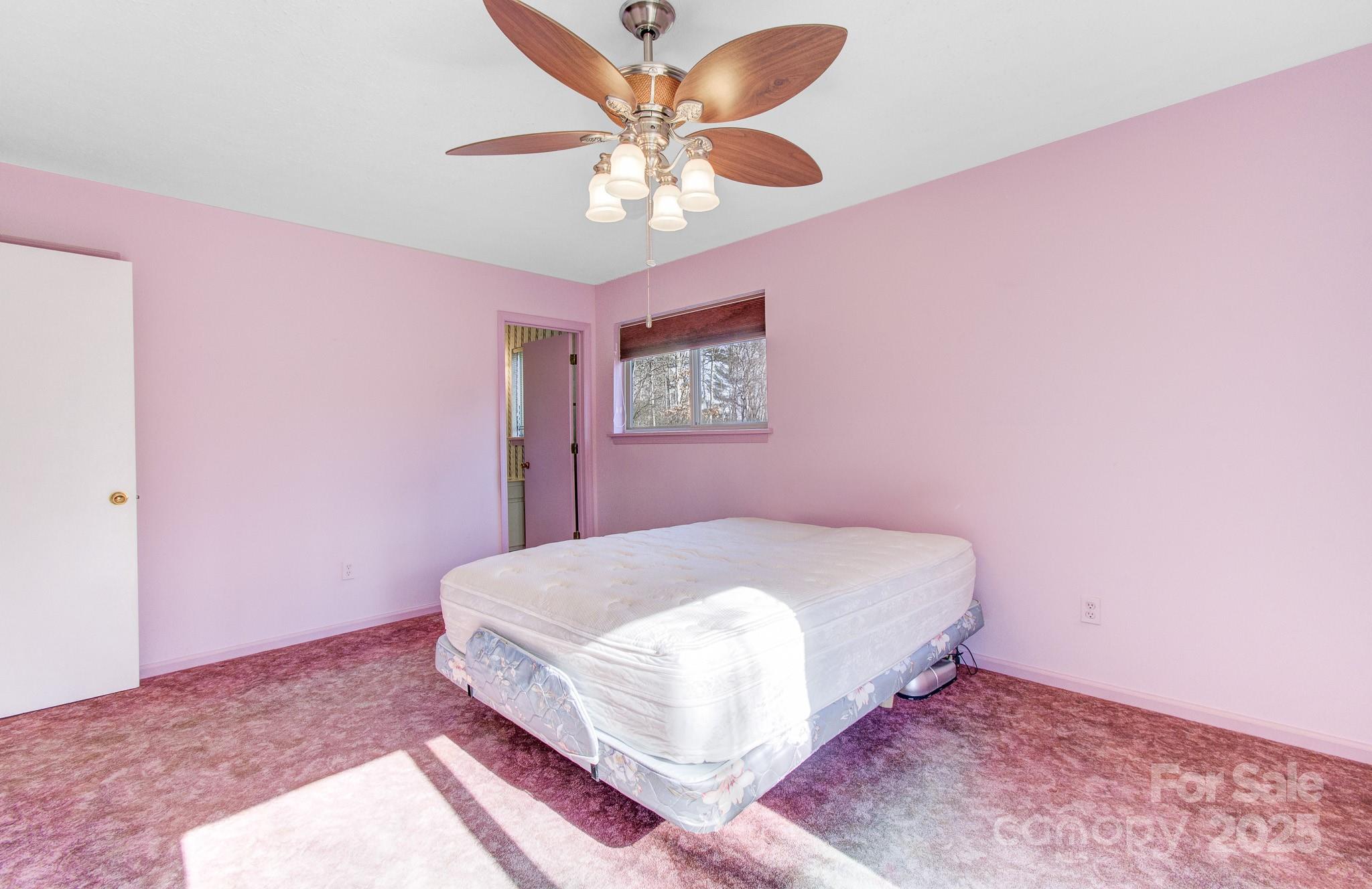 125 Freedom Road Hendersonville NC 28792