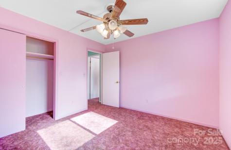 125 Freedom Road Hendersonville NC 28792