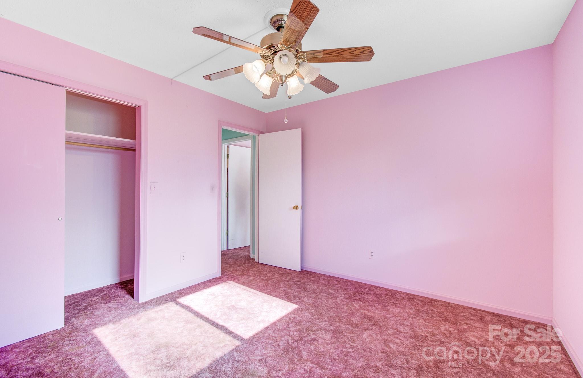 125 Freedom Road Hendersonville NC 28792