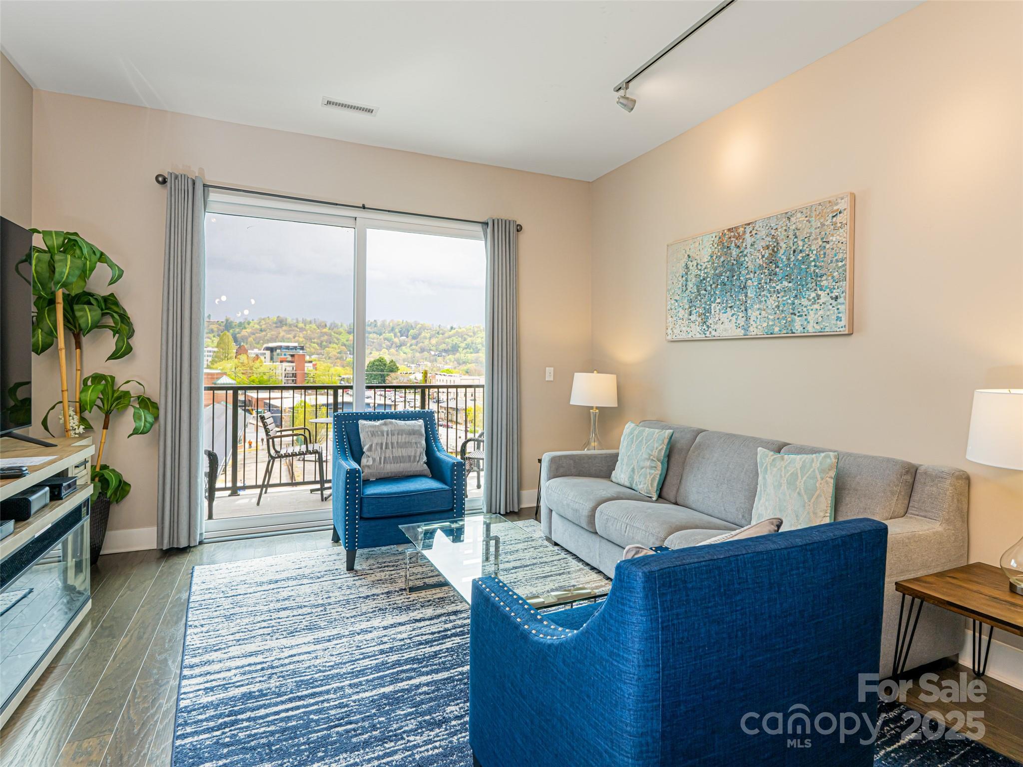 45 Asheland Avenue Asheville NC 28801