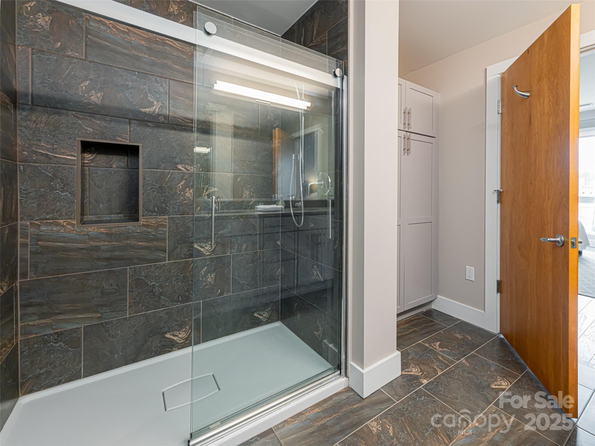 45 Asheland Avenue Asheville NC 28801