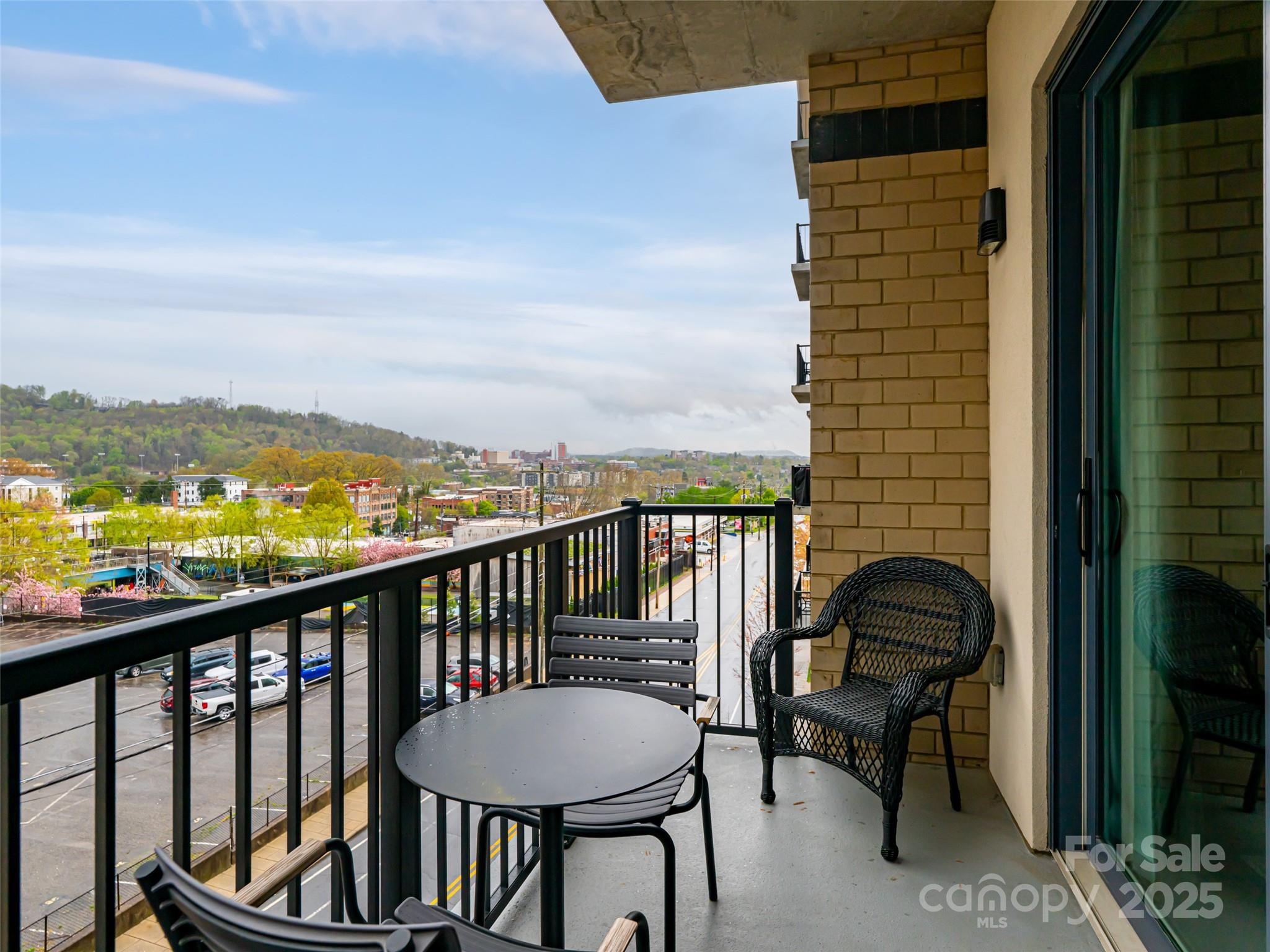 45 Asheland Avenue Asheville NC 28801