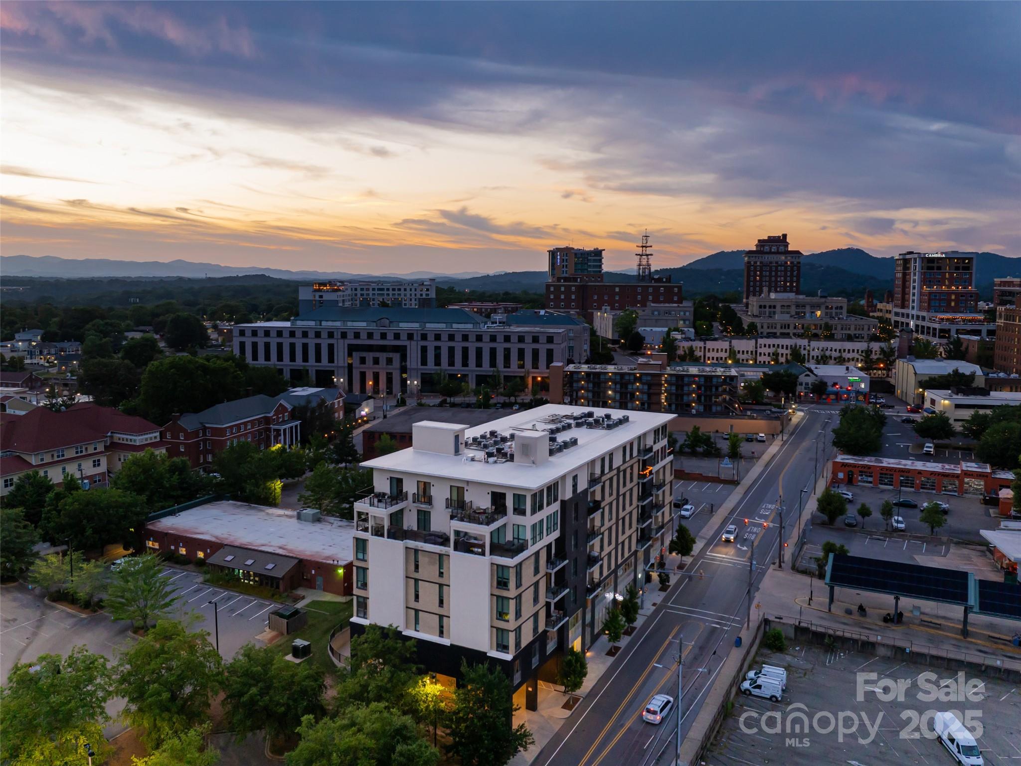 45 Asheland Avenue Asheville NC 28801