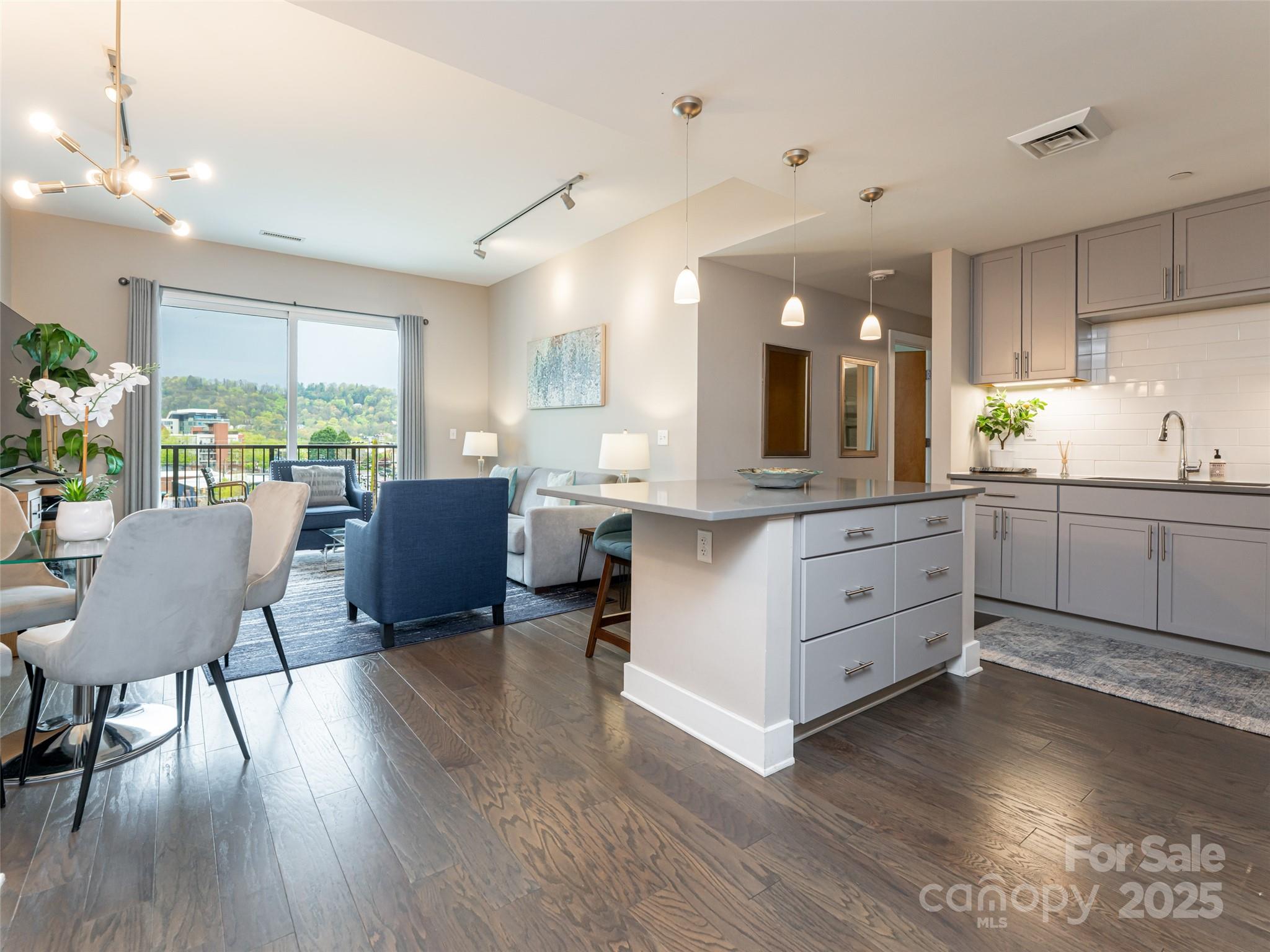 45 Asheland Avenue Asheville NC 28801