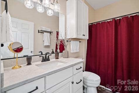 400 Vista Lake Drive Candler NC 28715