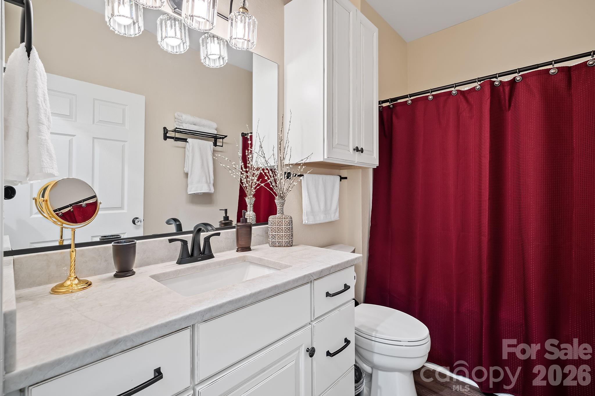 400 Vista Lake Drive Candler NC 28715