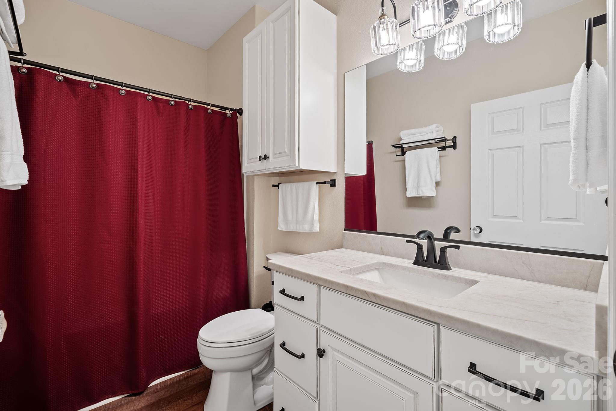 400 Vista Lake Drive Candler NC 28715